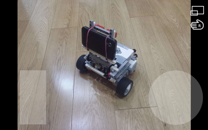 Styrspakar på RoboCam-klienten för att styra EV3-roboten